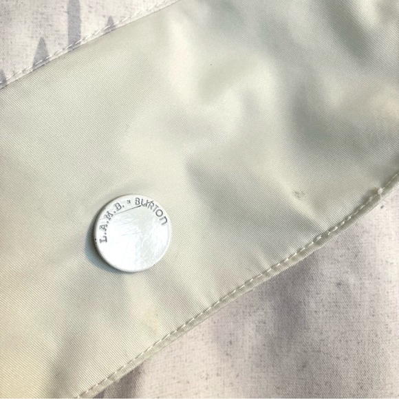 L.A.M.B. x Burton Misfit Bomber Snowboarding Jacket Silver White Snow Leopard - Picture 12 of 16